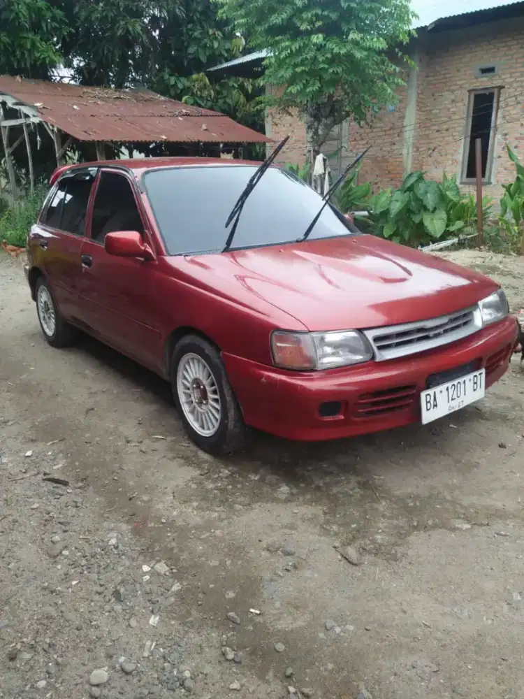Sedan starlet sehat