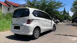 Honda Freed 2015 Bensin