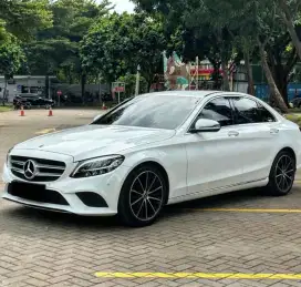 MURAH. Mercedes Benz C200 EQ Boost MBUX 2020 W205 AMG 2019