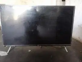 Tv LED 40 inchi
