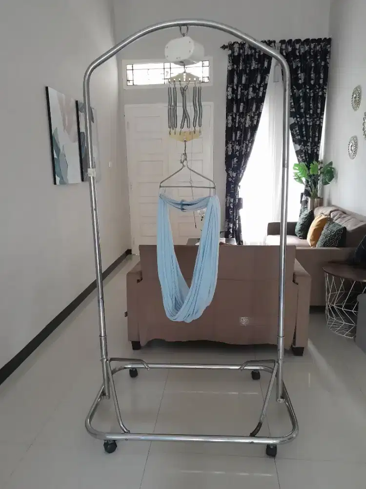 Ayunan Bayi Kinwai dan Mesin
