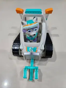 Mainan Paw Patrol Everest dan Mobilnya