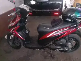 Honda Vario cw fi 110 merah 2015
