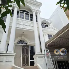 DIJUAL Rumah Mewah PIK 8x25 Full Furnished Siap Huni , Katamaran Indah