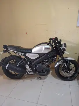 Dijual motor merk yamaha xsr 155 tahun 2023