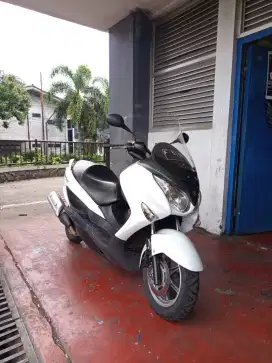 Suzuki Burgman 200 2015