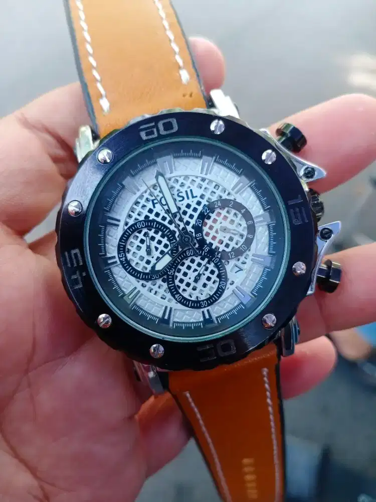 Jam fossil sporty crono aktif