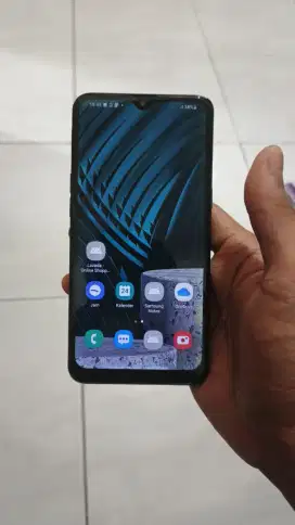Samsung a10s 2/32