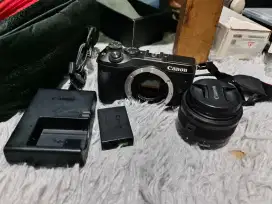 Canon Mirrorless M6 Lensa Kit hitam mulus