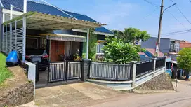 DIJUAL RUMAH CANTIK DAN LUAS