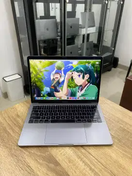 Macbook Pro 2017 i5 16/512