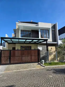 Rumah Waterfront Citraland Surabaya Barat dekat Universitas Ciputra
