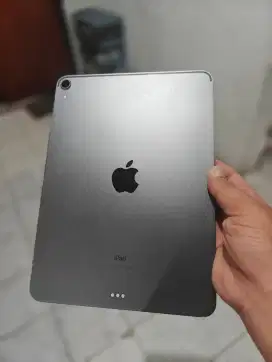 Ipad pro 11inch 2018 64GB wifi only 3utools ijo semua