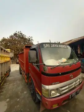 DIJUAL TOYOTA DYNA 125 LT