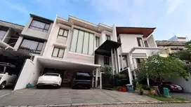 DIJUAL Rumah Mewah PIK 10x20 3 Lantai Siap Huni Furnish Bangun Sendiri