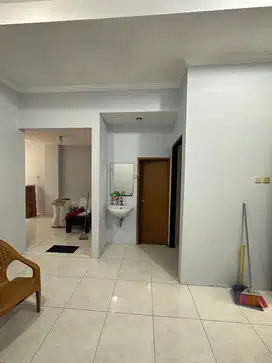 Disewakan Rumah di Graha Indira Bunderan 3 Citra raya