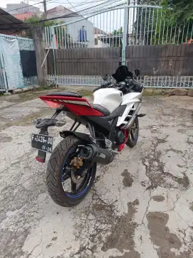 YAMAHA R15 150cc 2016 SURAT READY