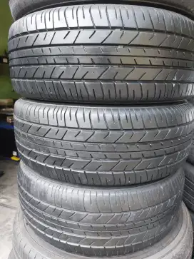 Ban 185 55 R15 Brigstone POTENZA RE030