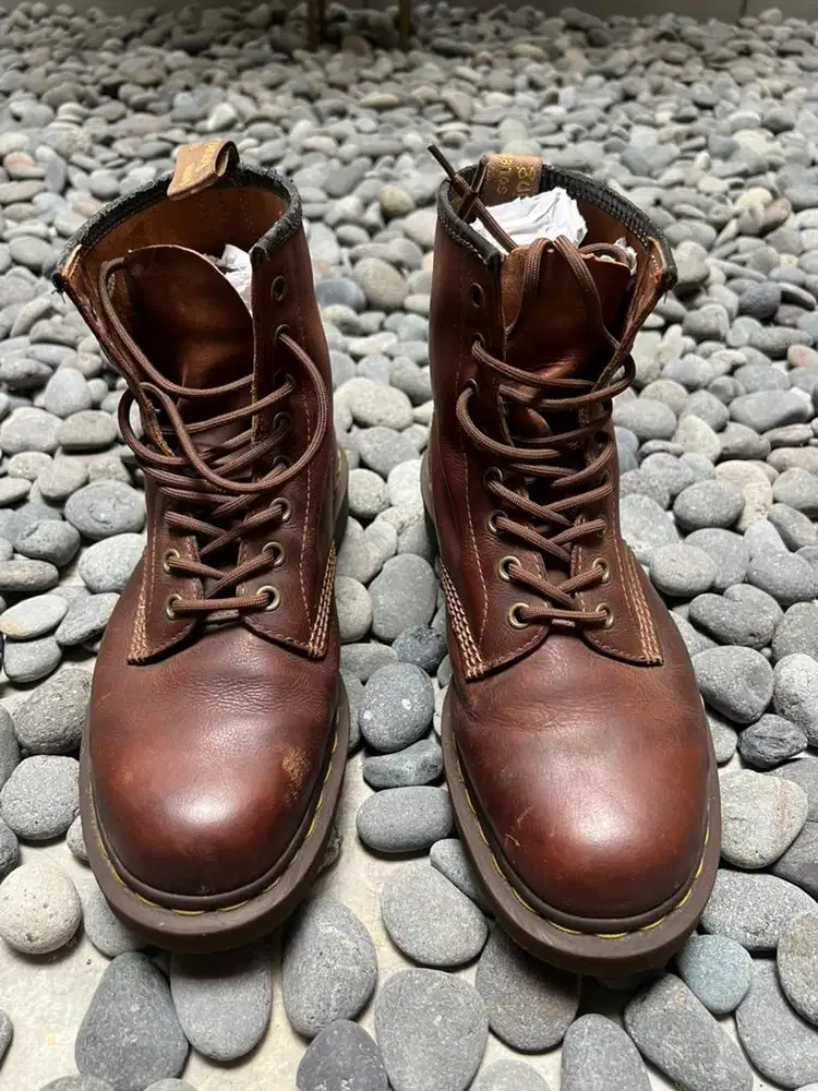 Sepatu Doc. Martens Crazy Horse Pria
