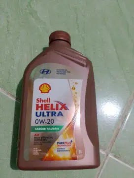 Oli mesin mobil