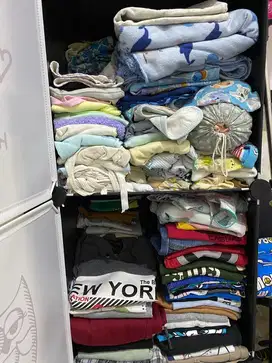 Baju perlengkapan bayi