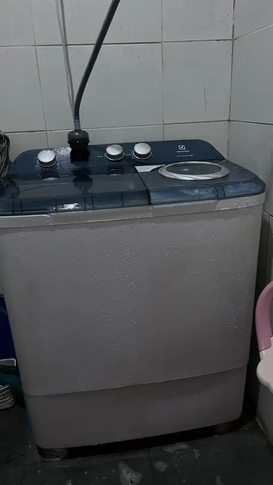 Dijual mesin cuci second