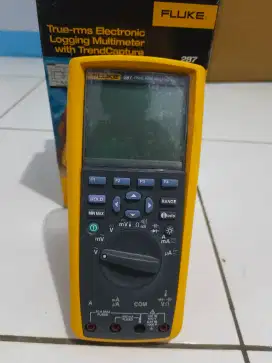 FLUKE 287 Multimeter