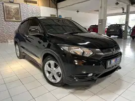 Honda HRV E CVT 1.5 Bensin AT 2017 Hitam