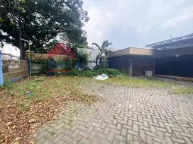Gudang lahan luas dipinggir Jalan Besar di Blimbing Kota Malang