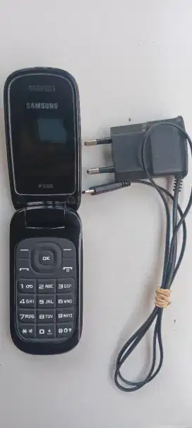 Jual cepat HP Samsung second tipe E 1272