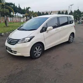 Honda Freed 2012 Bensin