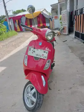 Vespa LX 125  2V Karbu, Pajak Hidup