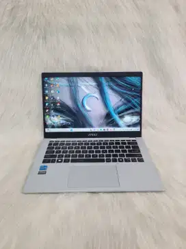 LAPTOP MSI RAM 8GB SSD 256GB