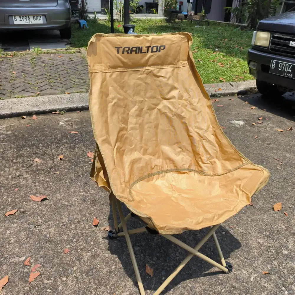 Kursi Lipat Bangku Portable Lebar Kotak Sandaran Coklat Motif 150kg