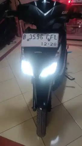 Vario LED 110 CC tahun 2016