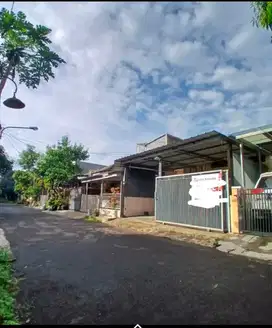 Dijual Rumah 2 Lantai Siap Huni di Perumahan Gempol Asri Cijerah