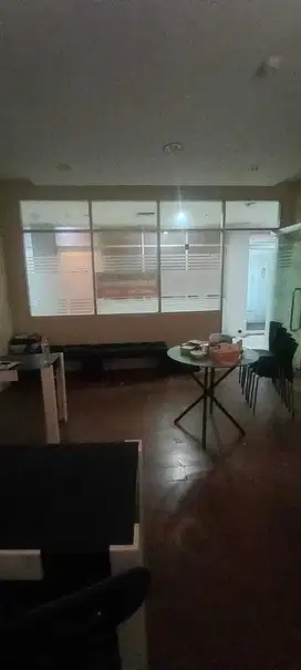 Dijual termurah ruangan kantor di Apartemen Menteng Square incl pH