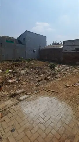 Dijual Lahan Strategis Lt 250m² Selangkah Ke Graha Raya