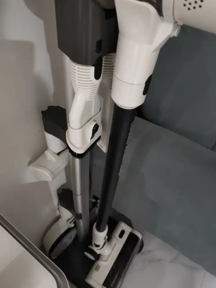 Kurumi KV 10 vacuum cleaner