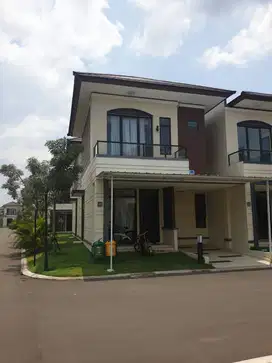 Jual Cepat JAMINAN TERMURAH Lavon Swancity Allura Rumah Bagus !