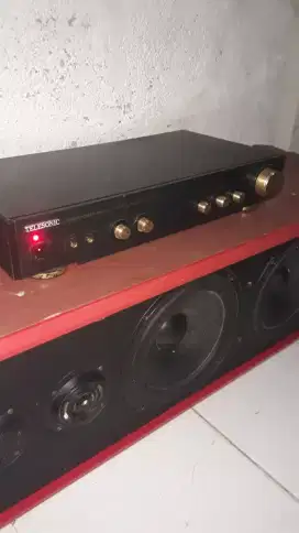 Audio jual sepeker dan amplifier masih hidup