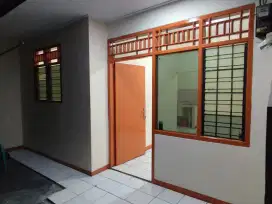 Kontrakan Ternyaman dan Luas di Kemanggisan Jakarta Barat