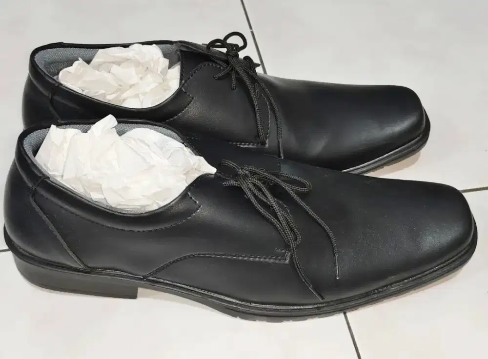 Sepatu Pria Pantofel Yongki Komaladi 45