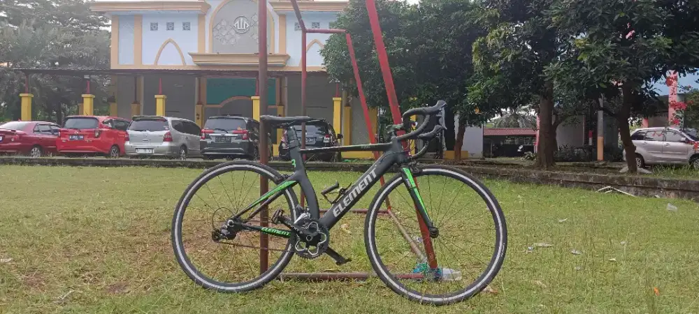 SEPEDA BALAP RB
