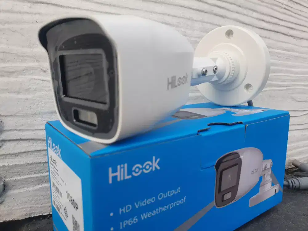 Cctv hilook full color jernih selalu berwarna meski gelap
