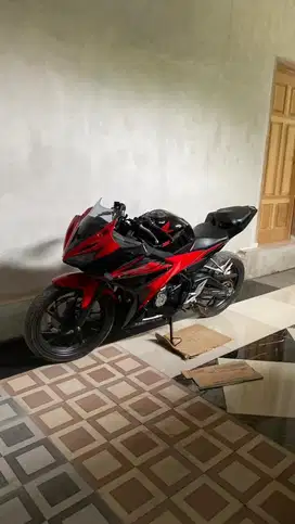Honda Cbr 150 No minus