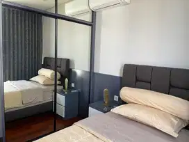 Gor Sale Apartemen mewah rosebay Graha Family 3BR furnish
