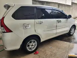 Daihatsu Xenia 2012 Bensin