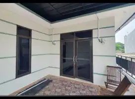 Kost Keluarga Urban Stay Depan RSUD Propinsi Banten