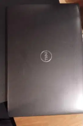 Laptop Dell  latitude 5300
